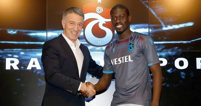 Son Dakika Trabzonspor Un Yeni Transferi Badou Ndiaye Trabzon A Geldi Spor Haberleri