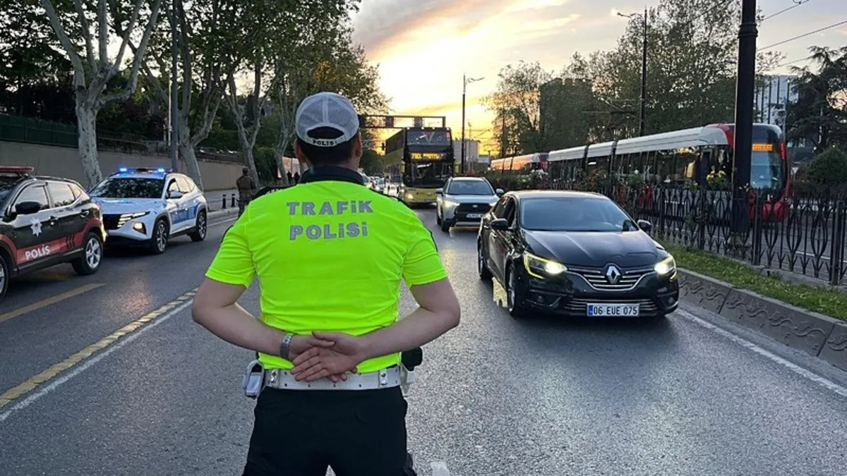 "Huzur İstanbul" uygulamasında 975 kişi gözaltına alındı