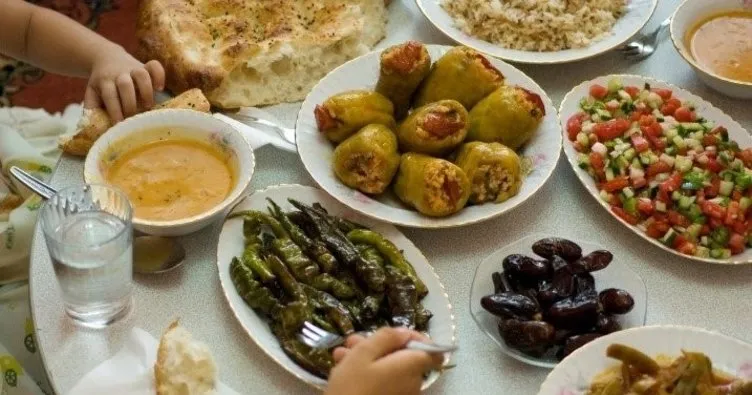 Ramazan ayı 26. günü iftar menüsü | Bugün iftarda ne pişirsem diyenler için leziz ve pratik iftar menüsü…