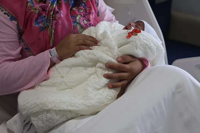 hatayda-yeni-yilin-ilk-bebegi-leyla-oldu-1735740833945.jpg