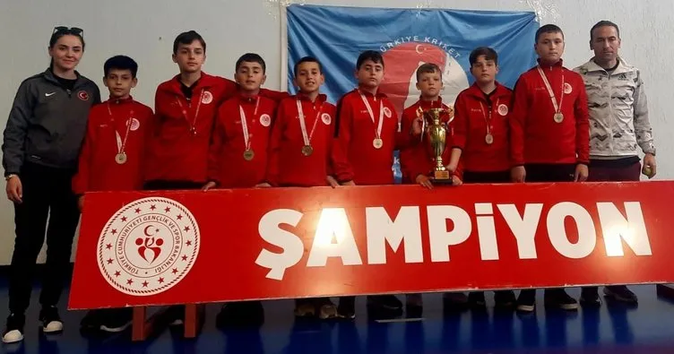 Küçüklerden büyük başarı: Türkiye Şampiyonluğu