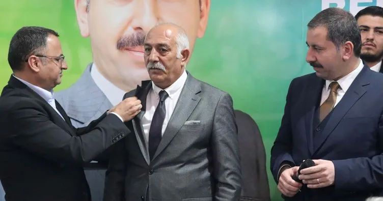 Şanlıurfa’da Anavatan Partisi Belediye başkan Adayı, AK Parti’ye geçti