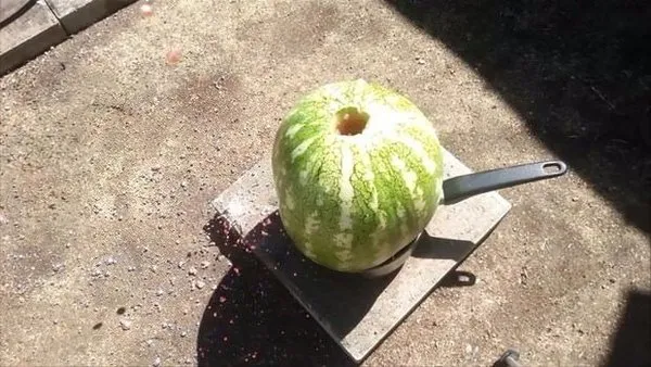 Karpuzu kesince şaşıp kaldırlar!