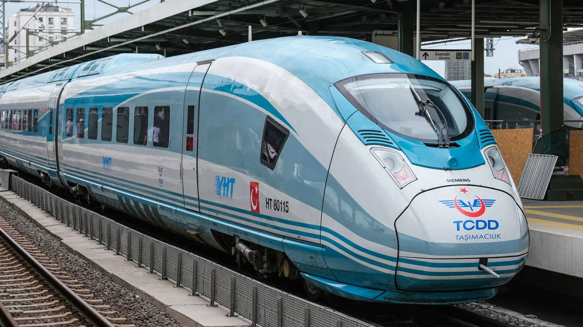 Halkalı-Çerkezköy-Edirne hızlı tren durakları ve YHT seferleri belli oldu! İşte 2026 tren saatleri