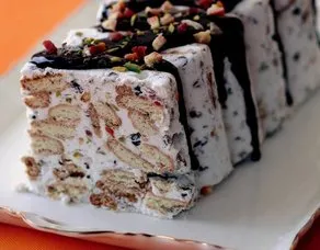 Bisküvili Soğuk Pasta