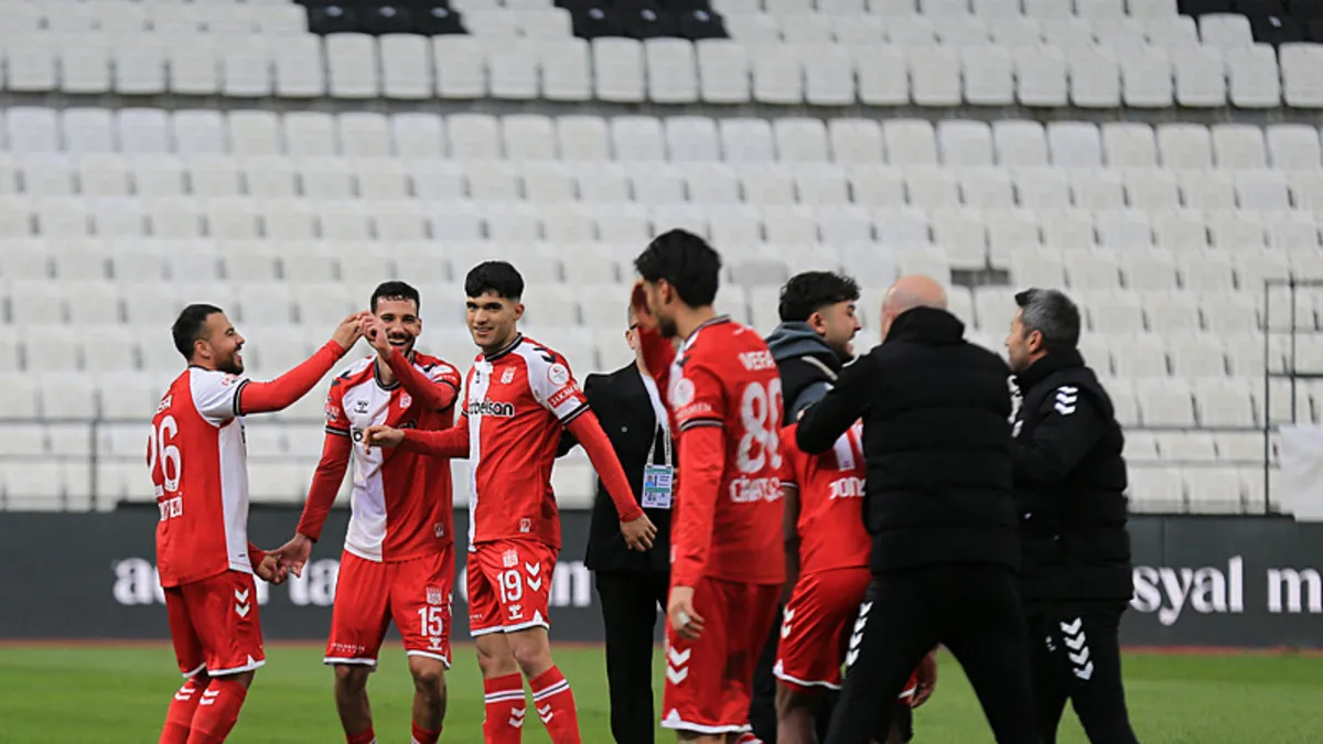 Sivasspor bu sezon ilk kez "3'te 3" yaptı