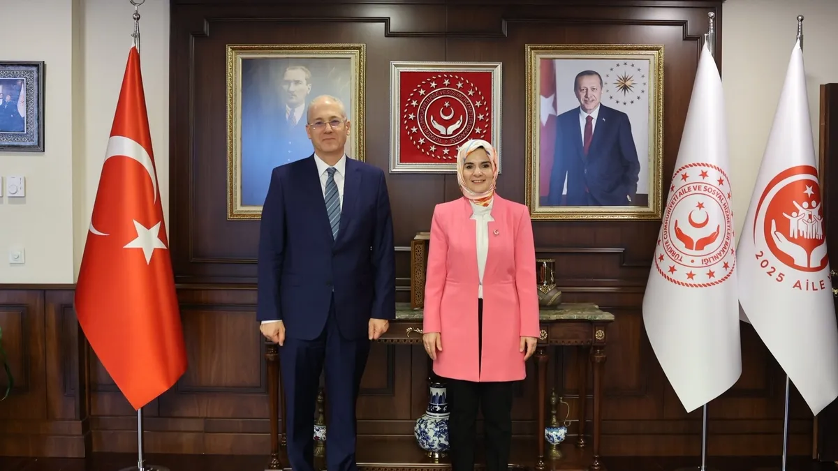 Bakan Göktaş, Mısır’ın Ankara Büyükelçisi Elsheik ile görüştü Bakan Göktaş, Mısır’ın Ankara Büyükelçisi Elsheik ile görüştü