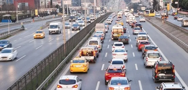 milyonlarca-arac-sahibini-ilgilendiriyor-o-trafik-cezalari-iptal-edilebilir-1665992204243.jpg