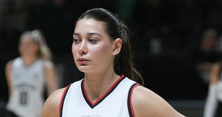 Beşiktaş, Zeren Spor’a mağlup!