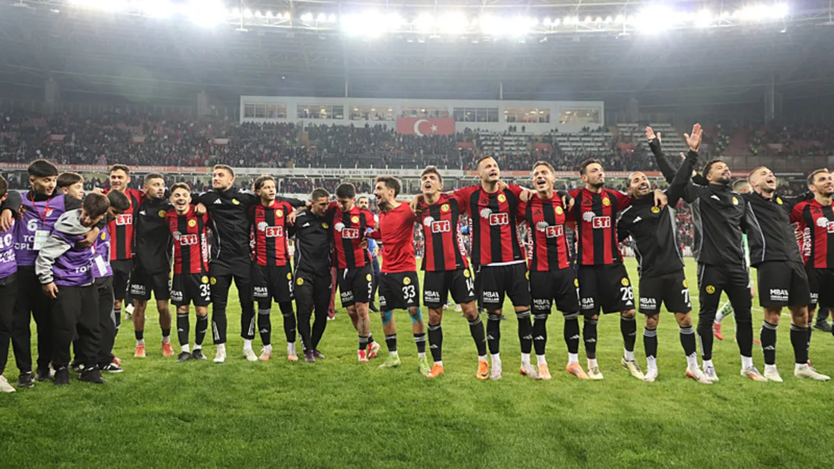 Eskişehirspor rövanşı kazandı turu geçti! 3. Lig’de play-off heyecanı sürüyor… Eskişehirspor rövanşı kazandı turu geçti! 3. Lig’de play-off heyecanı sürüyor…