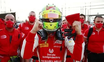 Mick Schumacher Formula 2’de şampiyon oldu