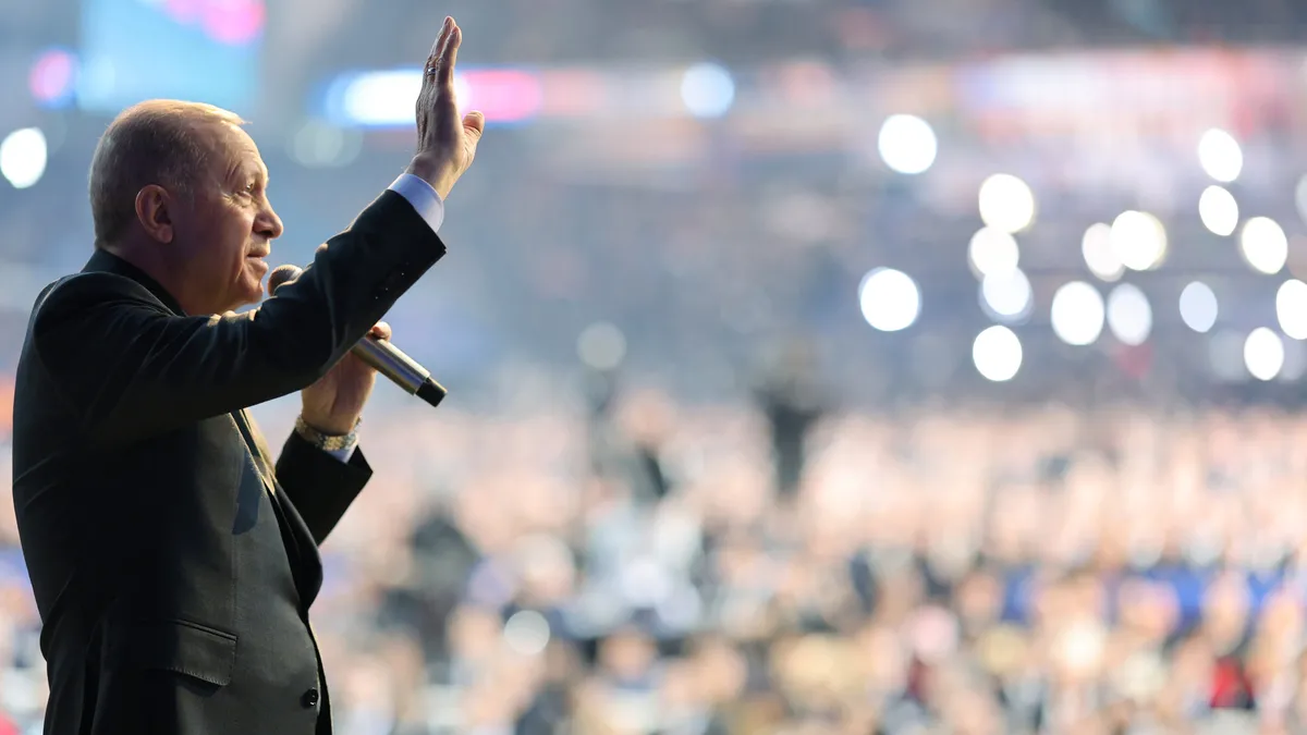 AK Parti 8. Olağan Büyük Kongresi: Yeni MKYK listesi belli oldu!