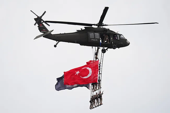 TEKNOFEST İstanbul'a ikinci gününde ziyaretçi akını