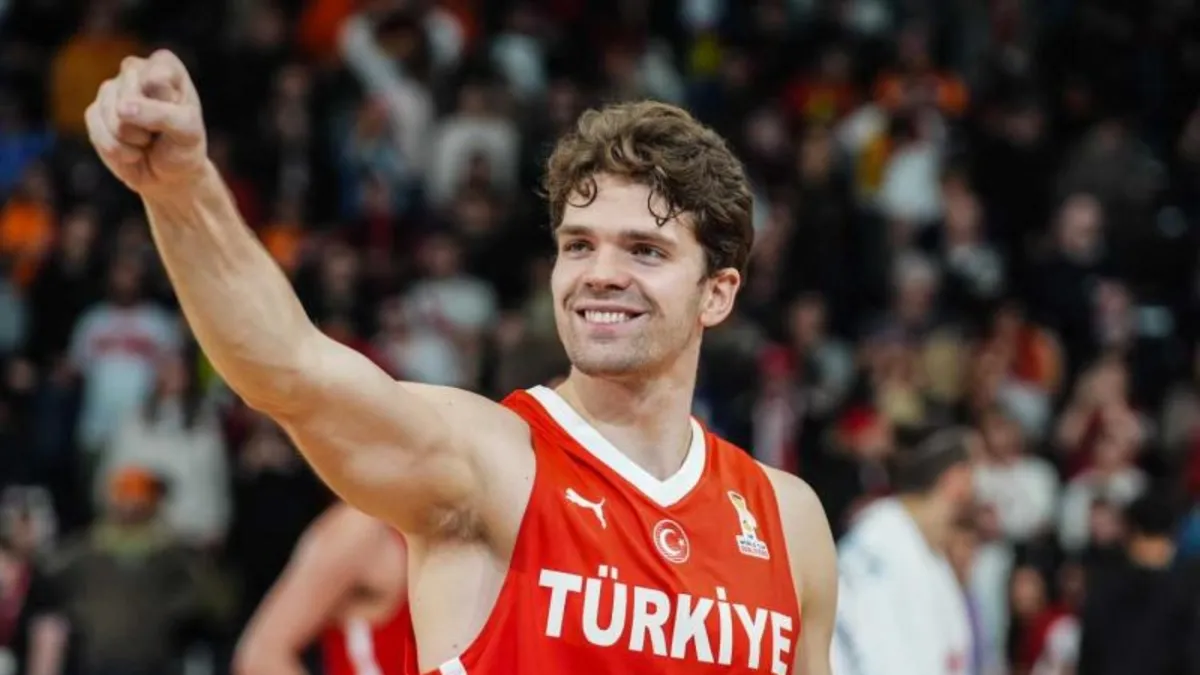 Tarık Biberovic, FIBA Basketbol Dünya Kupası 2027 Avrupa Elemeleri'nde en iyi beş oyuncu arasına girdi.