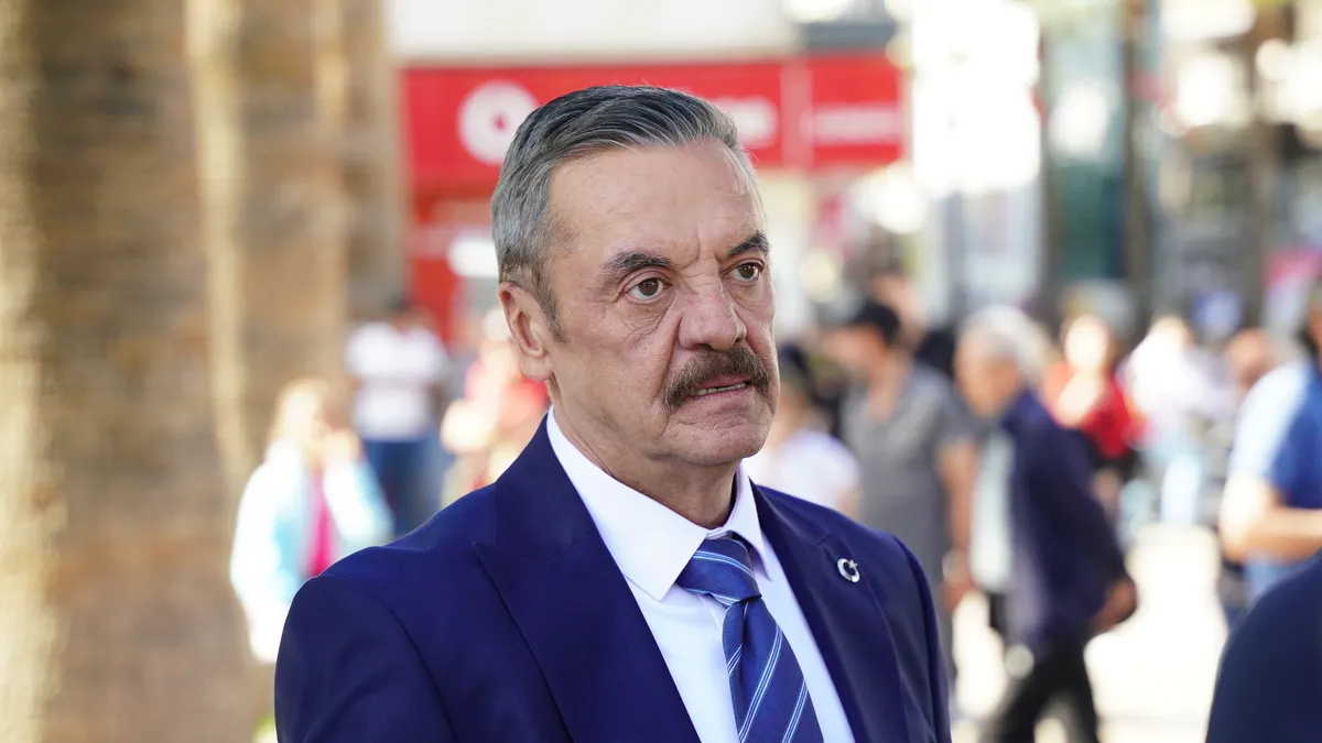 Deneyimli oyuncu Mesut Akusta Bir gece Masalı’nın merak edilenlerini anlattı Deneyimli oyuncu Mesut Akusta Bir gece Masalı’nın merak edilenlerini anlattı