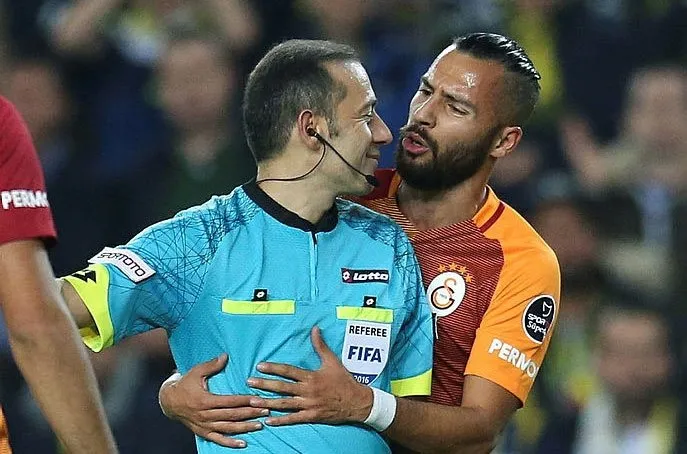 Fenerbahce De Cuneyt Cakir Tepkisi Spor Haberleri