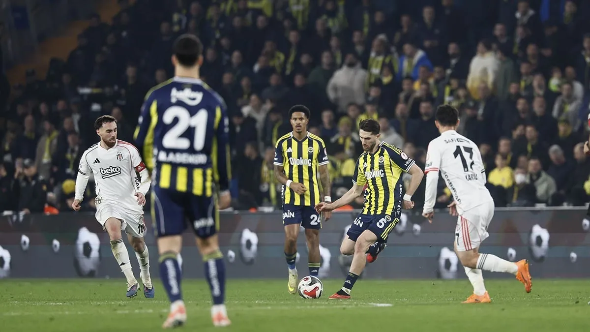 Fenerbahçe - Beşiktaş maçı ne zaman, saat kaçta, hangi kanalda? FB-BJK derbi biletleri satışa çıktı mı?