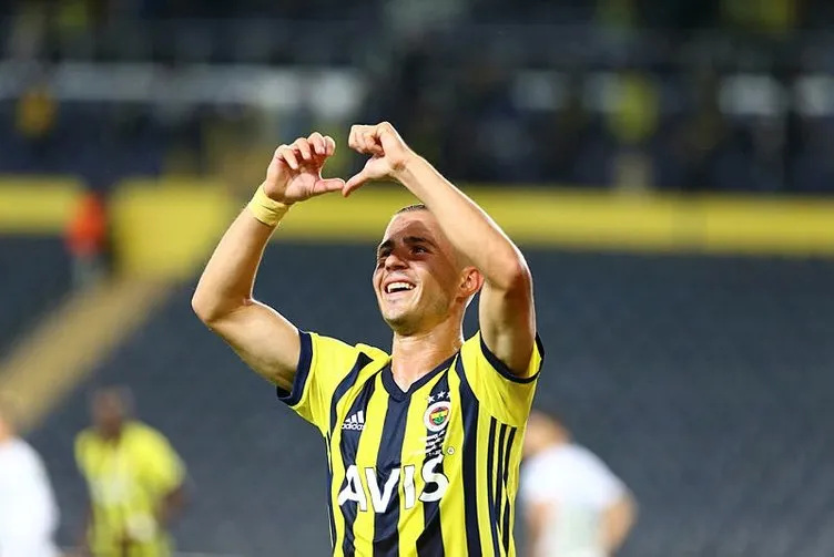 Son dakika haberi: Fenerbahçe Sportif Direktörü Emre Belözoğlu’ndan transfer açıklaması! Limitlerde artıdayız bu hafta çok kritik...