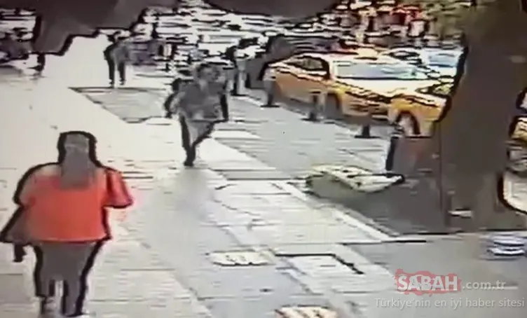 Can Atay'ın taksi kavgası! Çarptığı aracı böyle yumrukladı