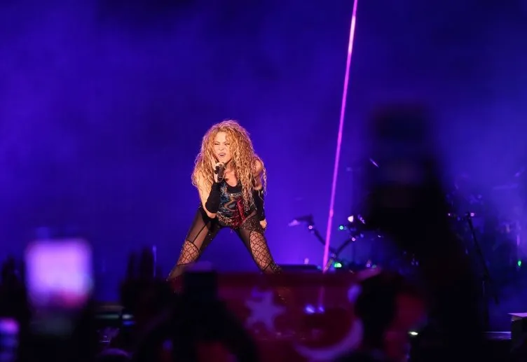 Shakira, İstanbulluları coşturdu