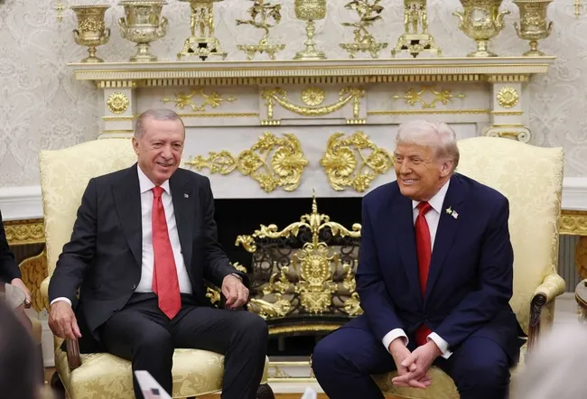 son-dakika-i-baskan-erdogan-abd-baskani-trump-ile-gorustu-yapici-girisimlere-destegimiz-surecek-1779304287230.jpg SON DAKİKA I Başkan Erdoğan, ABD Başkanı Trump ile görüştü: