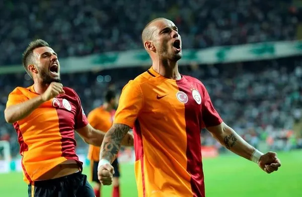 Sneijder'e 4.5 milyon Euro