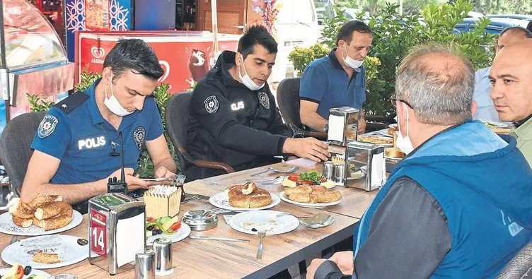 Sağlık çalışanları ve polislere kahvaltı