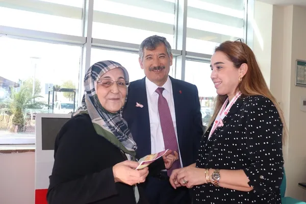 prof-dr-uzunkoy-meme-kanseri-erken-taniyla-onlenebilen-ve-tedavi-edilebilen-bir-hastaliktir-1698756522329.jpg
