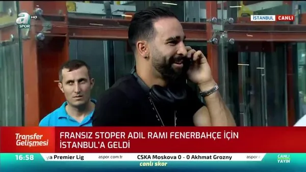 Fenerbahçe'nin yeni  transferi Fransız futbolcu Adil Rami, İstanbul'a geldi!