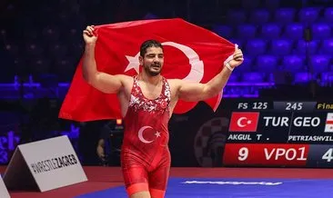 Milli güreşçi Taha Akgül, bronz madalya kazandı
