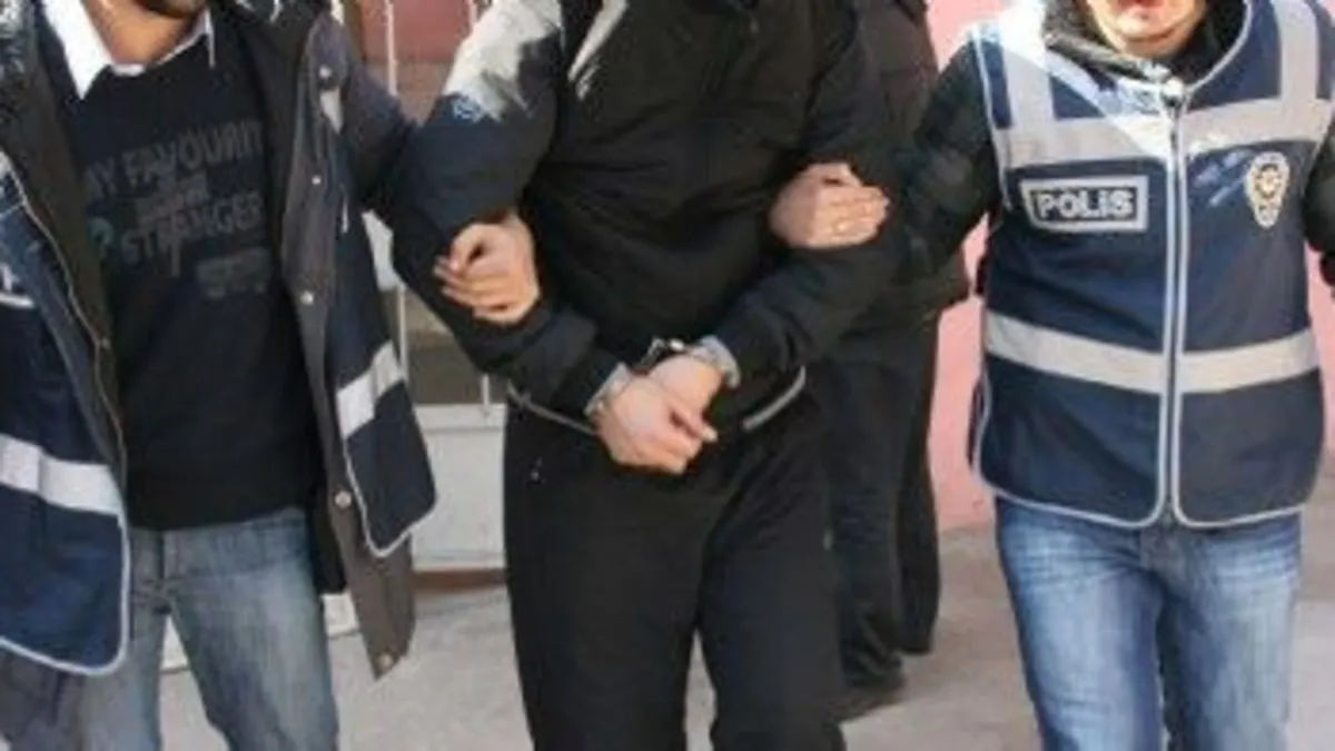 DEAŞ hücresine şafak baskını: 2 DEAŞ’lı yakalandı DEAŞ hücresine şafak baskını: 2 DEAŞ’lı yakalandı