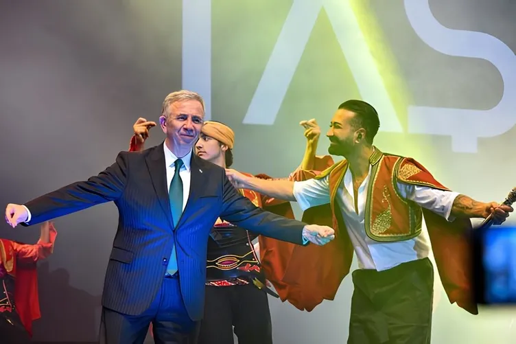 Mansur Yavaş ’Sağlı sollu’ dedi: 5 yılda konserlere 810 milyon TL harcadığını kendi ağzıyla itiraf etti