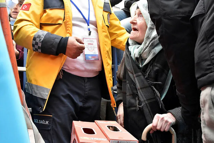 Başkan Erdoğan, 100 yaşındaki Müzeyyen Nine'nin o isteğini kırmadı