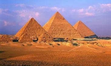 Mısır’da 3 bin 700 yıllık piramit kalıntıları keşfedildi