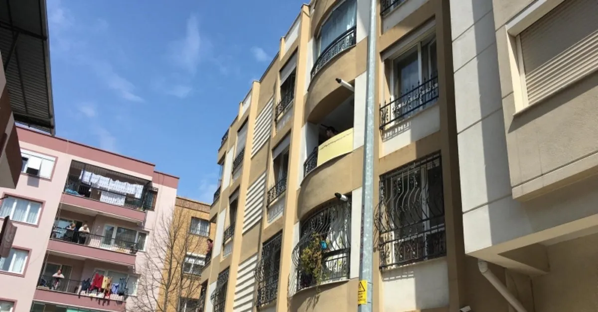 Izmir De Bir Kisi Evinde Tabancayla Intihar Etti Son Dakika Haberler