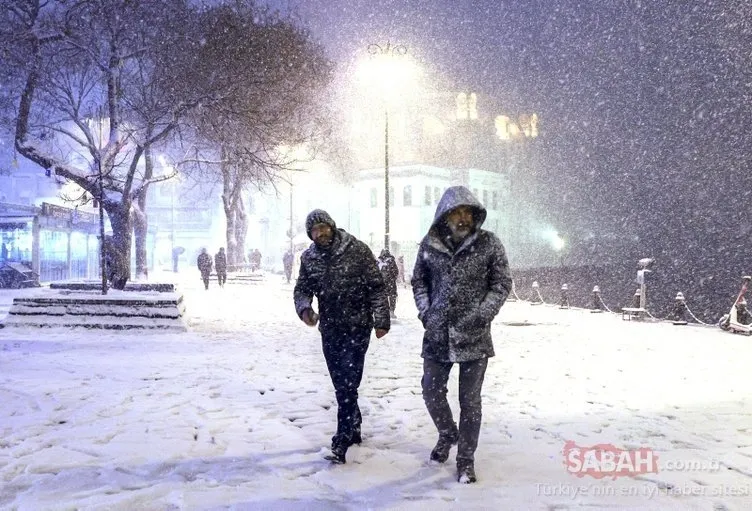SON DAKİKA: İstanbul’da bugün okullar tatil mi? Bugün 14 Mart Pazartesi Okullar tatil mi edildi? İstanbul Valisi Ali Yerlikaya’dan kar tatili açıklaması