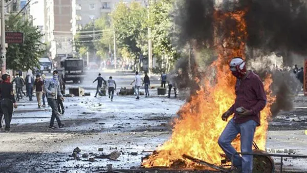 Son dakika: Kobani provokasyonunda delil karartan 183 isim ihraç edildi