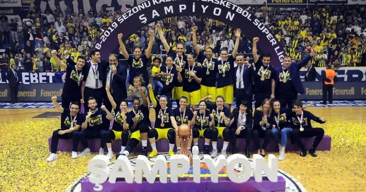 Kadınlar Basketbol Süper Ligi'nde Åampiyon Fenerbahçe