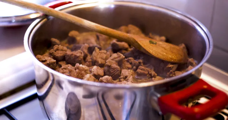 Rüyada kurban eti görmek ne anlama gelir? Rüyada kurban eti dağıtmak