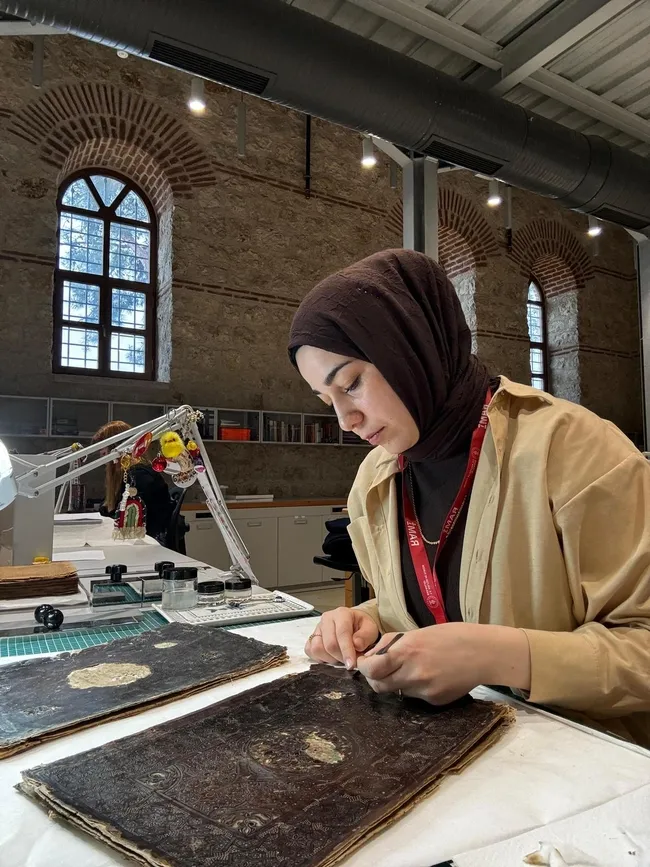 784-bin-eserlik-dev-hazine-turkiyenin-yazma-eser-envanteri-dunyanin-en-buyukleri-arasinda-1776069230814.jpeg (1200×1600)