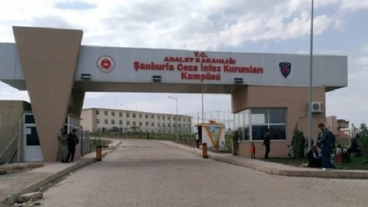 Şanlıurfa'da kadın ziyaretçi cezaevine eroin sokarken yakalandı