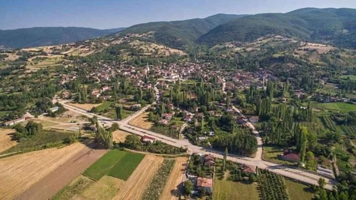 Amasya'da bir köy 12 yıl sonra yeniden belde oldu