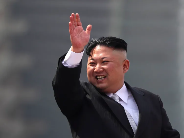 Kuzey Kore’den yeni fotoğraflar! Füze yerine...