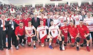 Efeler, Letonya’yı rahat geçti