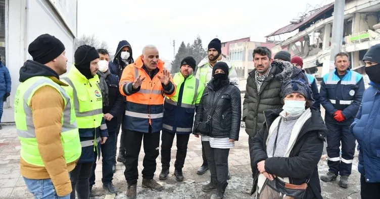 Trabzon Büyükşehir Belediyesi Kahramanmaraş’ın yaralarını sarıyor