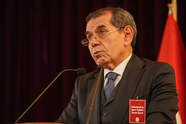 son-dakika-haberi-galatasaray-baskani-dursun-ozbekten-fenerbahce-ve-mourinho-icin-cok-konusulacak-sozler-irkci-1741780332808.jpeg