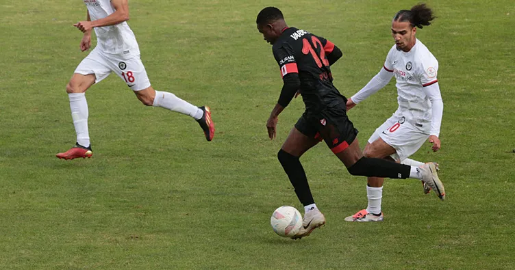 Boluspor, Ahlatcı Çorum’u rahat geçti