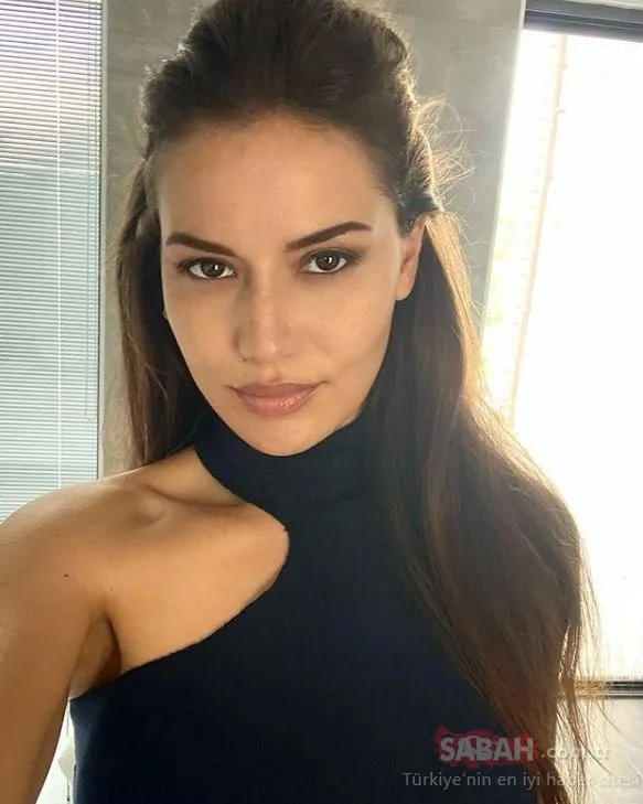 Güzel oyuncu Fahriye Evcen oğlu Karan ile gezmelerde! Kuruluş Osman'ın yıldızı Burak Özçivit ile Fahriye Evcen'in oğulları Karan Özçivit kameraları sevdi...