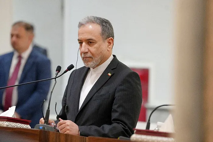 1782646890582.jpg Arakçi'den Irak’taki Zeydi hükümetine ilk ziyaret: Hürmüz 30 gün boyunca İran’ın kontrolünde kalacak