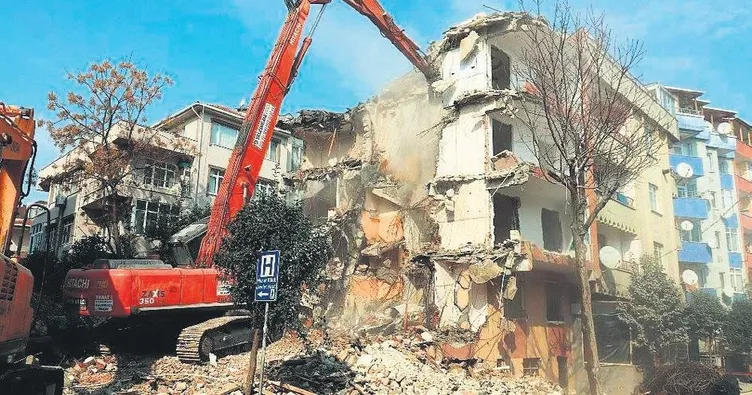 Deprem bütçesi yüzde 65 azaltıldı